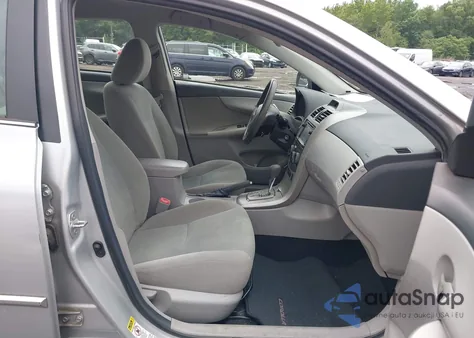 2013 Toyota Corolla Le z USA, uszkodzony, nr VIN 2T1BU4EE1DC091090